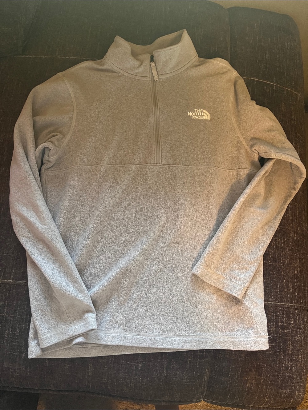 The North Face Heather Light Gray Quarter-Zip Fleece Pullover